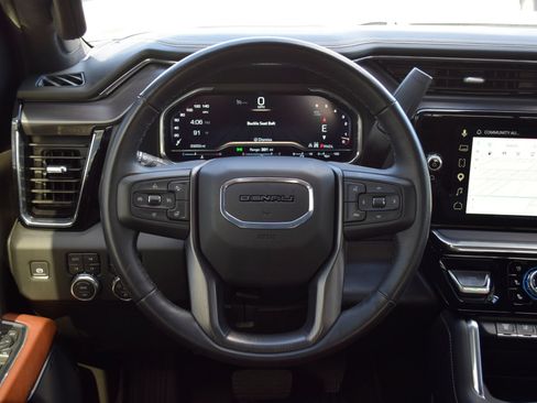 Used 2024 GMC Sierra 2500 Denali Ultimate w/ Max Trailering Package AWD/4WD image 7