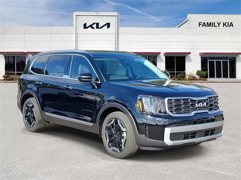 New 2025 Kia Telluride S image 1
