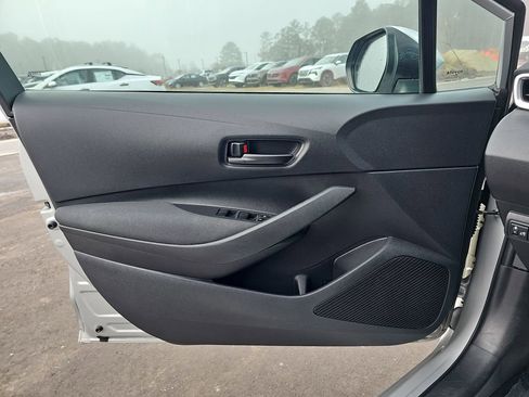 Used 2024 Toyota Corolla LE image 31