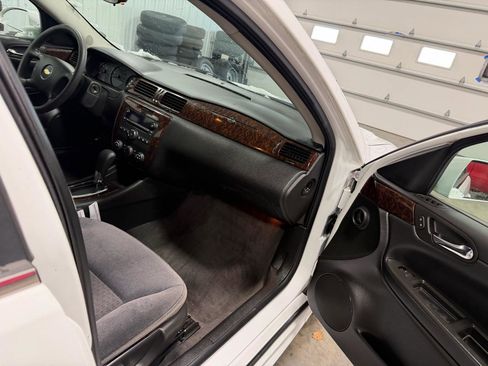 Used 2014 Chevrolet Impala Limited LS image 36