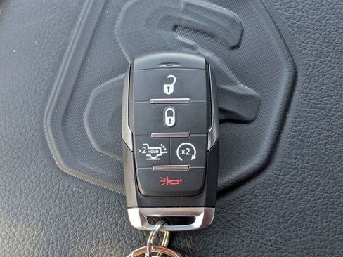 New 2026 RAM 2500 Laramie AWD/4WD image 30