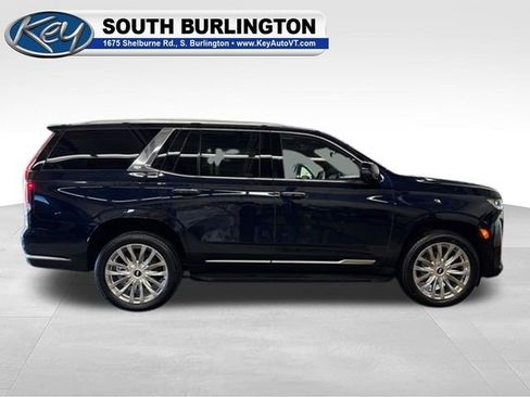 Used 2024 Cadillac Escalade Premium Luxury w/ Performance Package AWD/4WD image 10