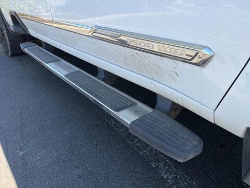Used 2024 Chevrolet Silverado 3500 High Country image 4