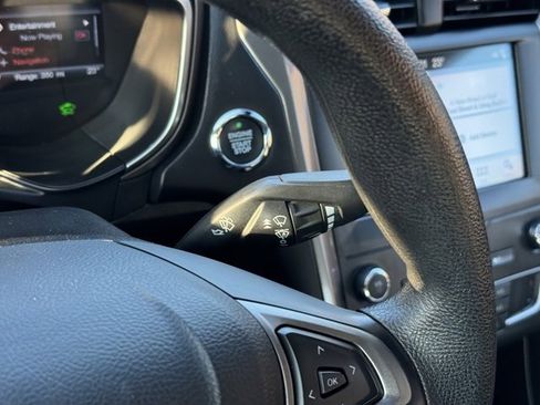 Certified 2019 Ford Fusion SE image 27