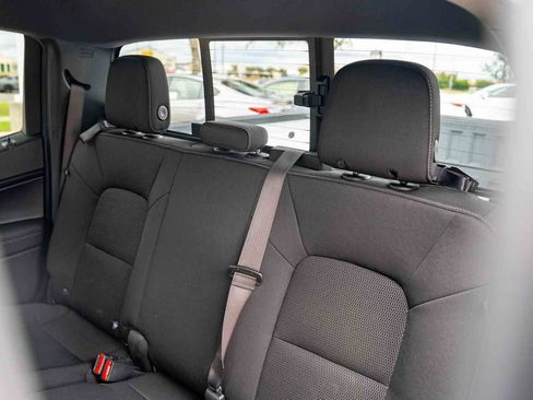 Used 2023 Chevrolet Colorado LT w/ LT Convenience Package RWD image 21