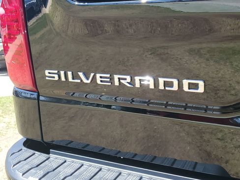 New 2026 Chevrolet Silverado 1500 Custom Trail Boss AWD/4WD image 8