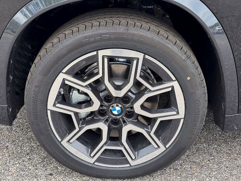 New 2026 BMW X1 xDrive28i w/ Technology Package AWD/4WD image 8