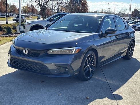 Used 2023 Honda Civic Sport Touring image 11
