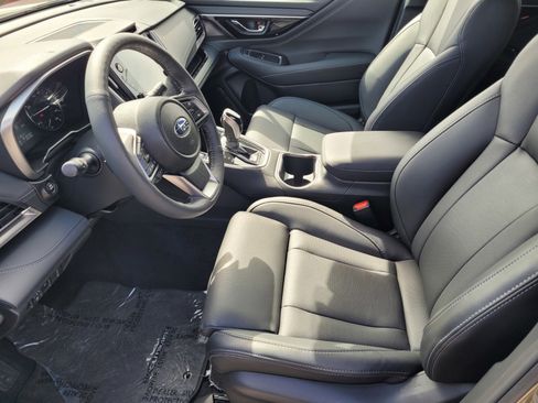 Used 2024 Subaru Outback Limited image 12