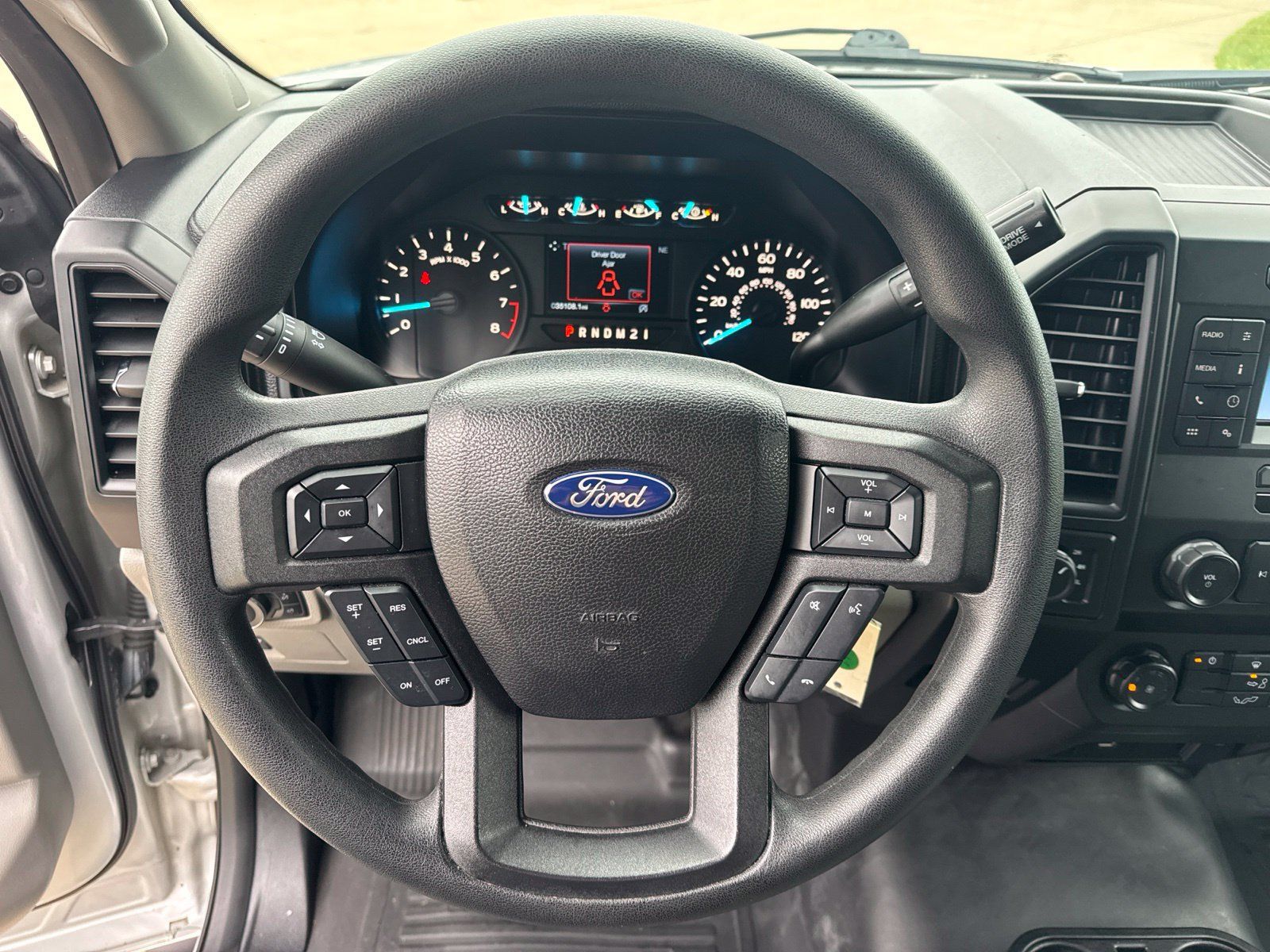Used 2019 Ford F150 XL w/ Equipment Group 101A Mid AWD/4WD image 19