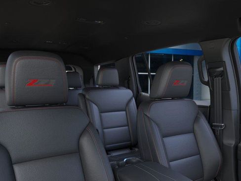 New 2026 Chevrolet Traverse Z71 w/ Driver Confidence Package image 24