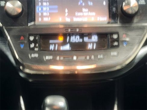 Used 2016 Toyota Avalon Touring image 22