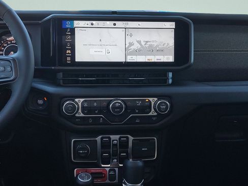 New 2026 Jeep Gladiator Willys AWD/4WD image 13