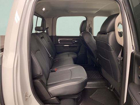 Used 2018 RAM 1500 Laramie AWD/4WD image 24