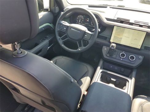 Used 2023 Land Rover Defender 110 75th Limited Edition image 17