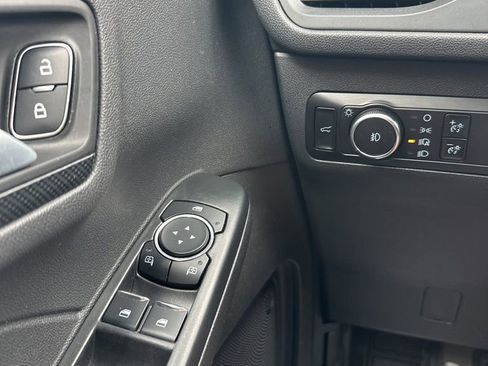 Used 2025 Ford Escape ST-Line Select AWD/4WD image 20