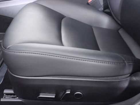 Used 2023 Tesla Model 3 Standard Range image 30