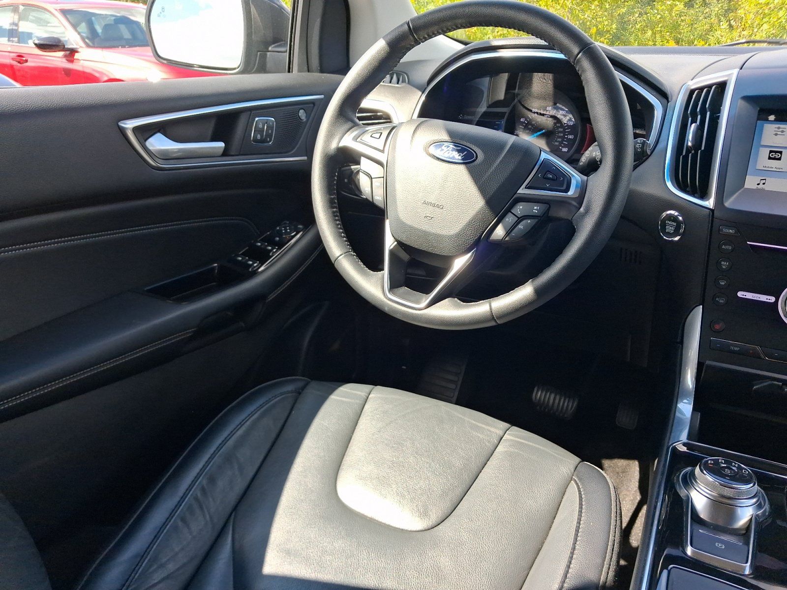 Used 2019 Ford Edge Titanium FWD image 22