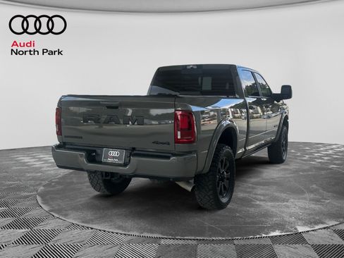 Used 2025 RAM 2500 Laramie AWD/4WD image 5