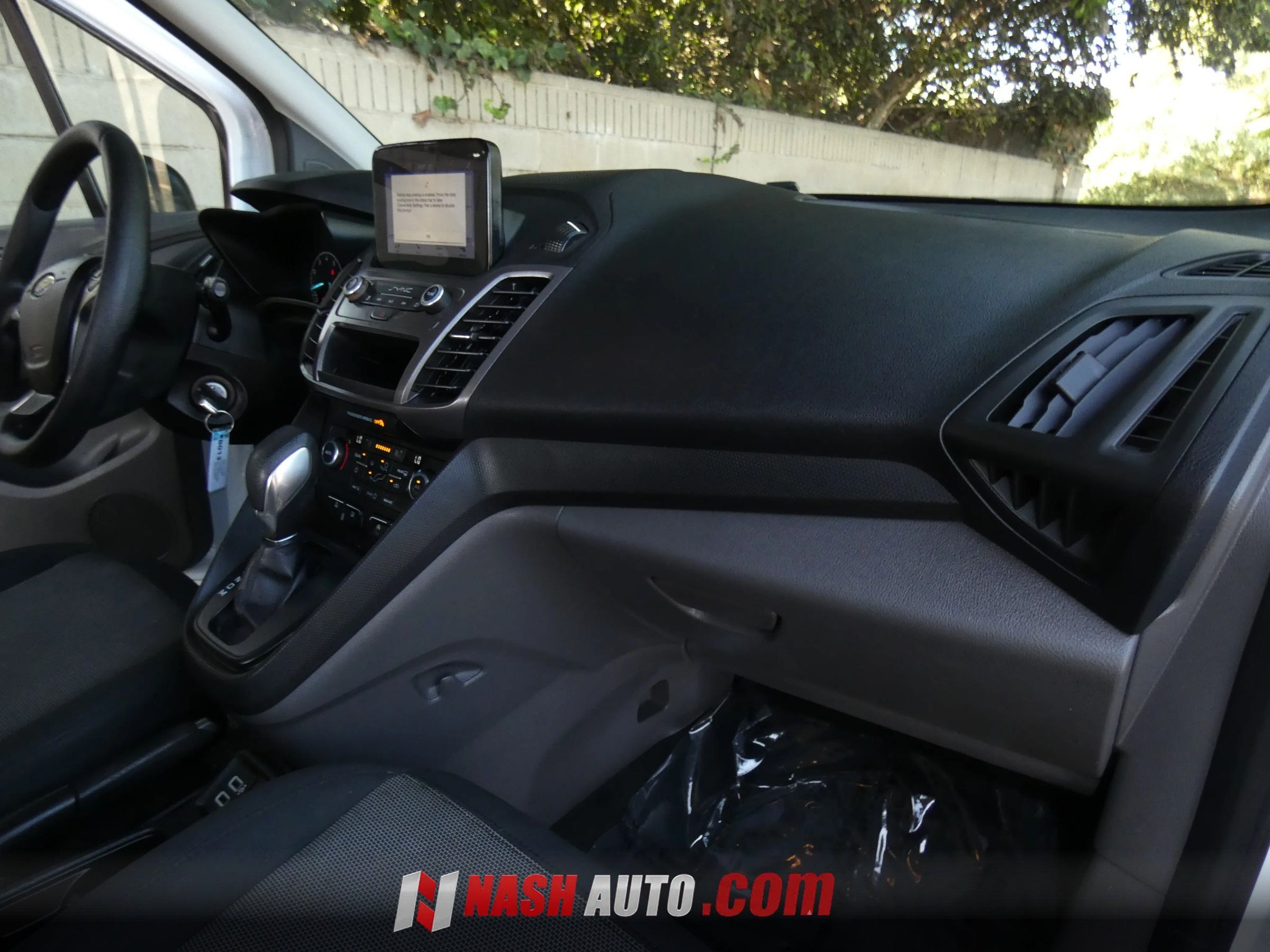 Used 2019 Ford Transit Connect XL FWD image 25