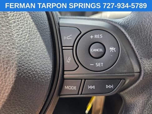 Used 2022 Toyota Corolla LE FWD image 29