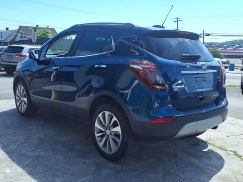 Used 2020 Buick Encore Preferred w/ Safety Package AWD/4WD image 4