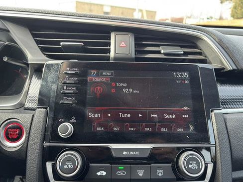 Used 2019 Honda Civic Sport image 22