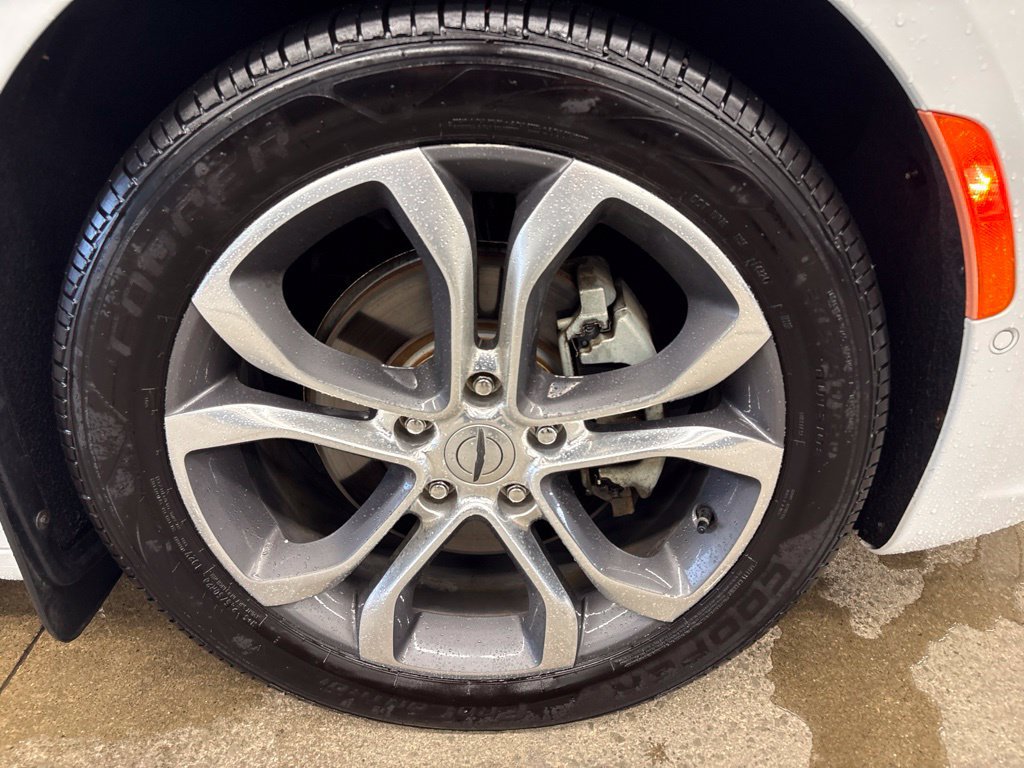 Used 2022 Chrysler Pacifica Pinnacle FWD image 23