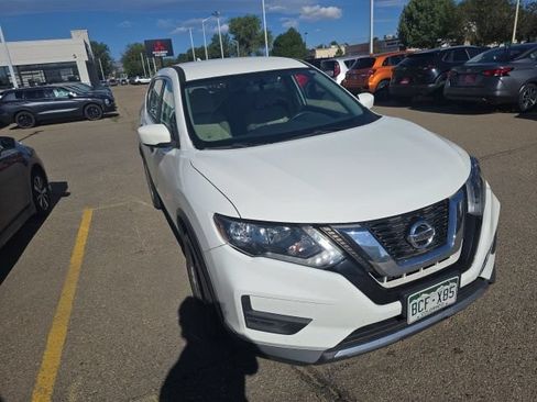 Used 2017 Nissan Rogue S AWD/4WD image 1