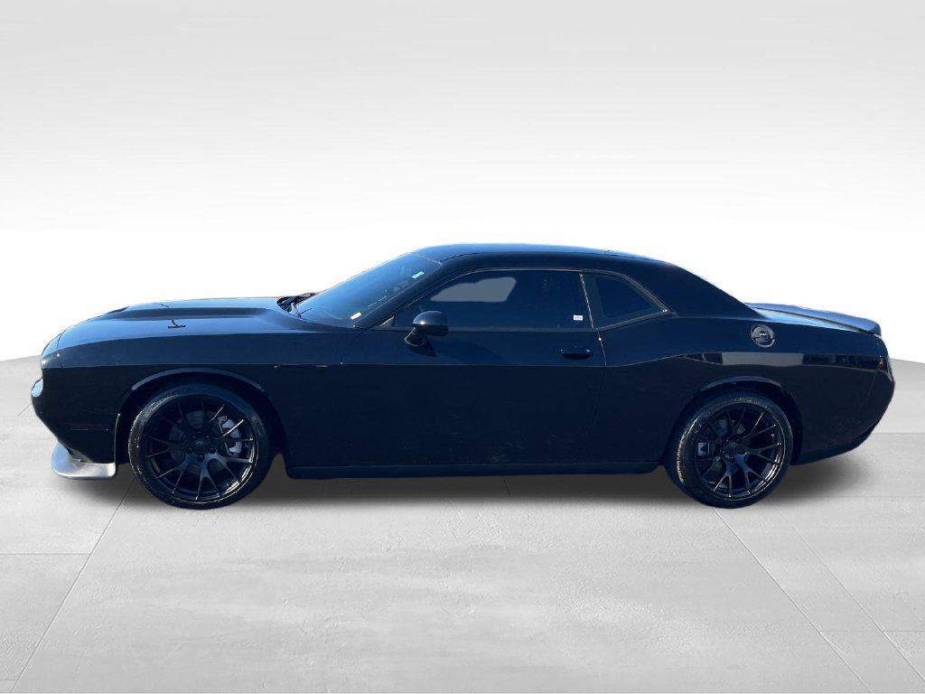 Used 2023 Dodge Challenger R/T w/ Cold Weather Group RWD image 2