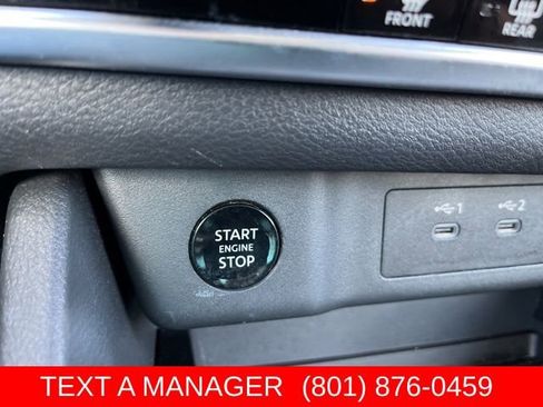 Used 2025 Nissan Rogue SV AWD/4WD image 26