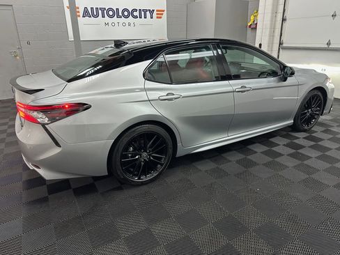 Used 2024 Toyota Camry XSE FWD image 11