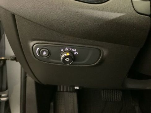 Used 2024 Chevrolet Equinox LT w/ LPO, Floor Liner Package image 19