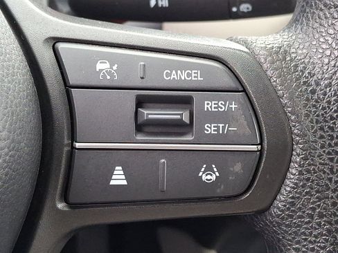 Certified 2025 Honda HR-V LX image 22