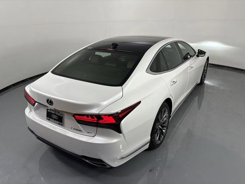 Used 2021 Lexus LS 500 AWD w/ Interior Upgrade Package image 38