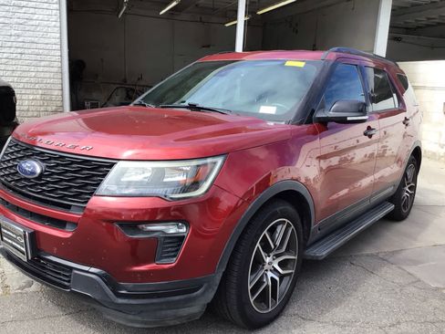 Used 2019 Ford Explorer Sport AWD/4WD image 2