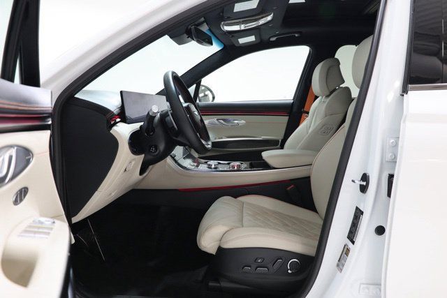 Used 2026 Genesis GV70 3.5T Sport Prestige AWD/4WD image 15