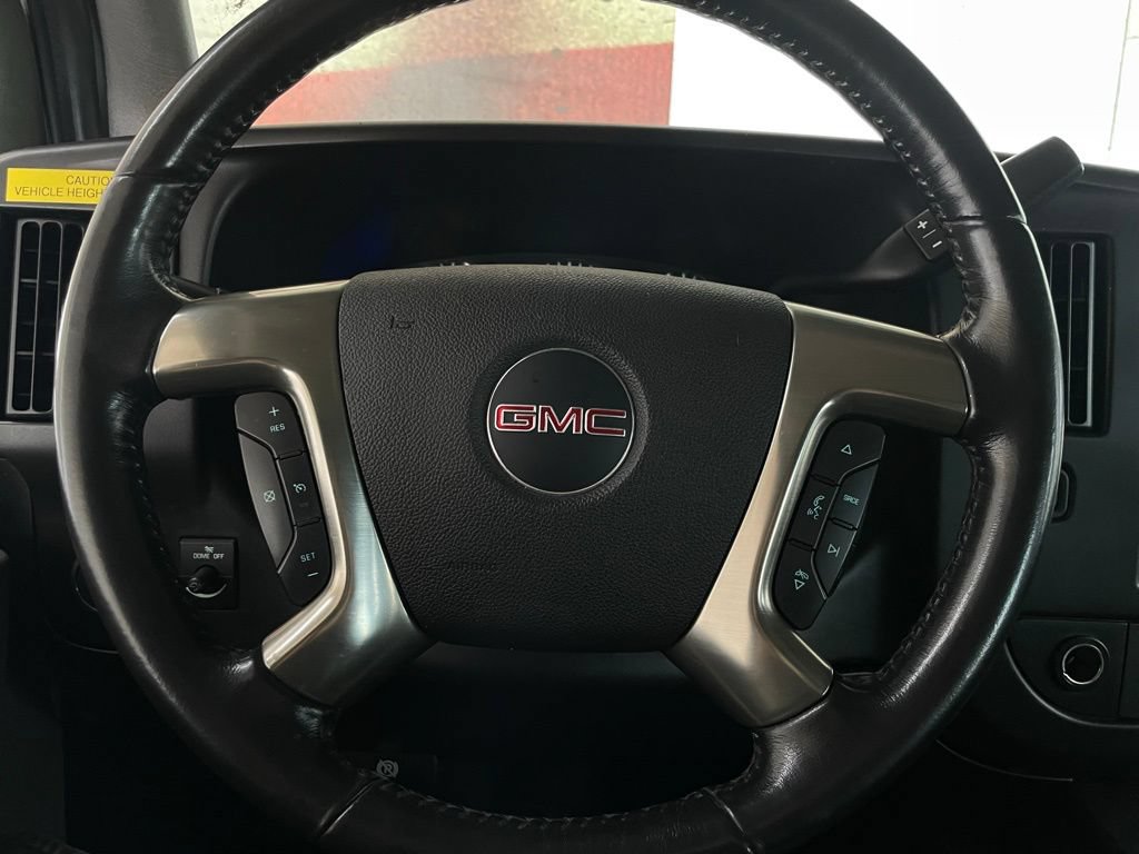 Used 2014 GMC Savana 3500 Extended RWD image 40