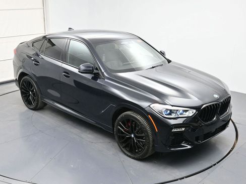 Used 2021 BMW X6 M50i w/ Executive Package image 34