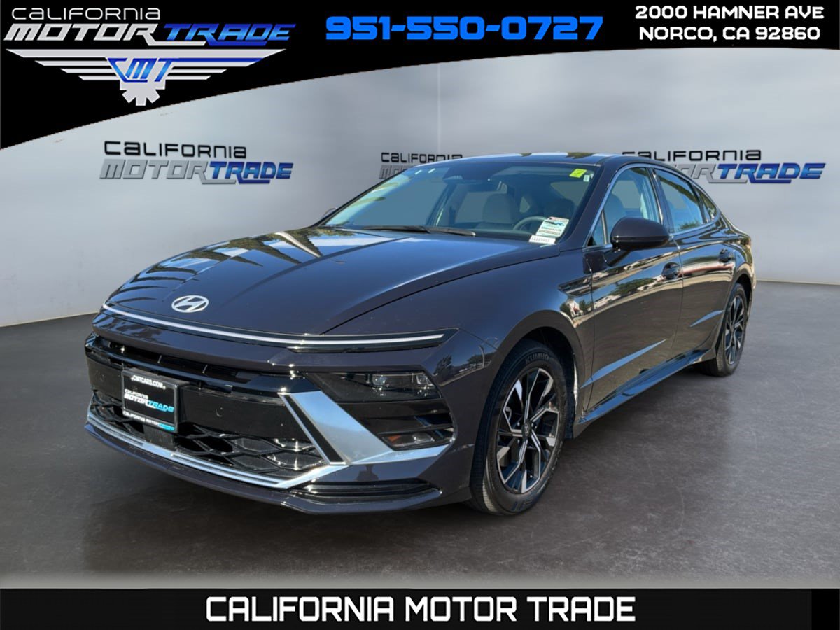 Used 2025 Hyundai Sonata SEL FWD image 1