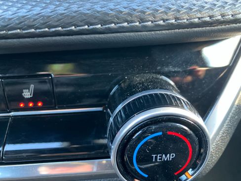 Certified 2025 Chevrolet Equinox LT image 29