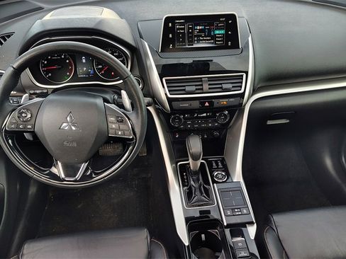 Used 2019 Mitsubishi Eclipse Cross SEL image 11