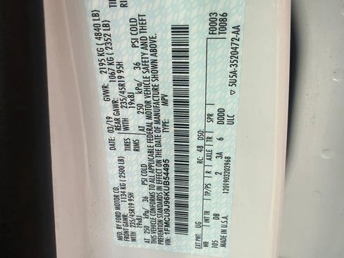 Used 2019 Ford Escape Titanium image 38