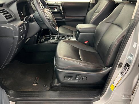 Used 2021 Toyota 4Runner TRD Off-Road Premium image 18