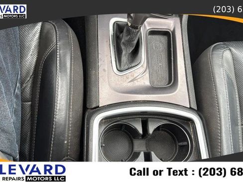 Used 2022 Dodge Charger SXT w/ Leather Interior Group RWD image 18