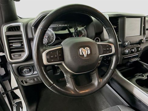 Used 2022 RAM 1500 Big Horn AWD/4WD image 5