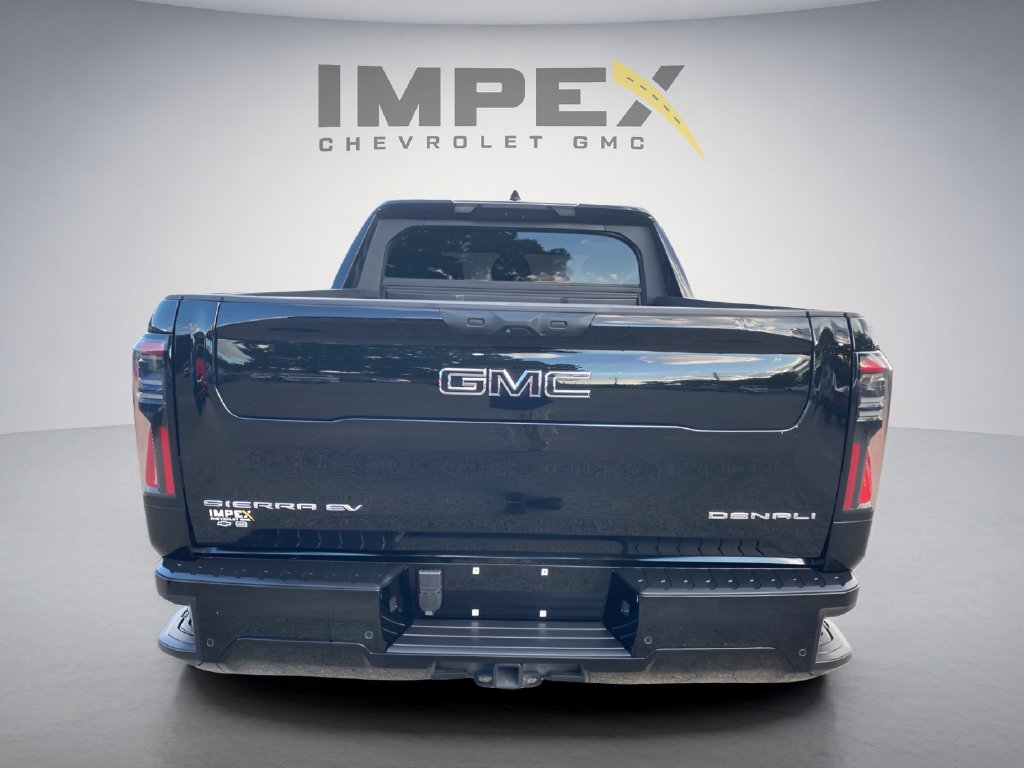 Used 2025 GMC Sierra EV Denali AWD/4WD image 4