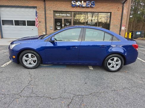 Used 2013 Chevrolet Cruze LT w/ Technology Package image 2
