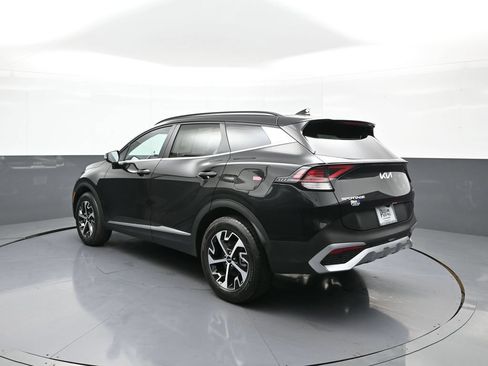 Certified 2025 Kia Sportage EX w/ EX Premium Package AWD/4WD image 8