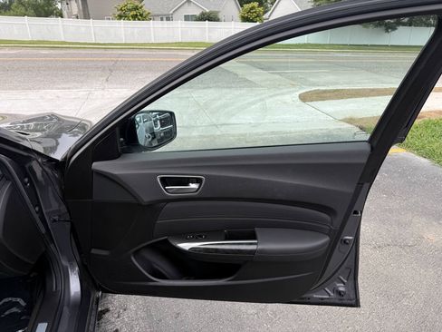 Used 2020 Acura TLX FWD image 9